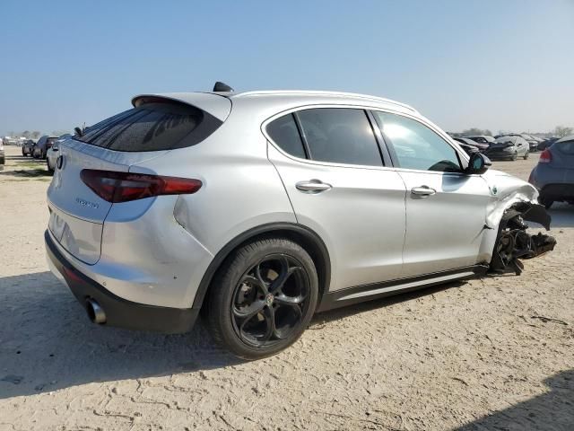 2018 Alfa Romeo Stelvio TI