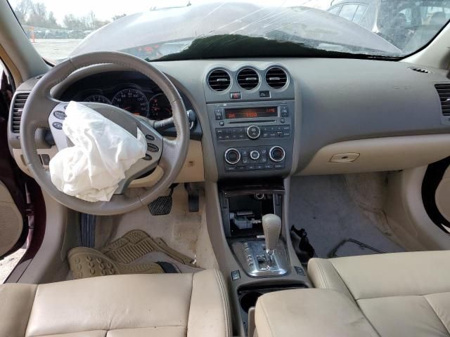 2010 Nissan Altima Base