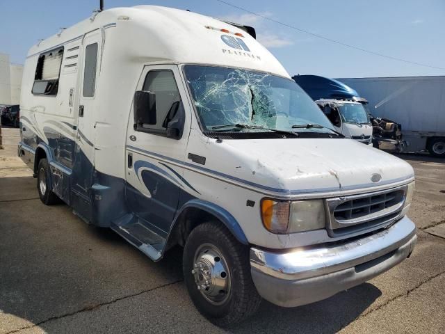 2001 Ford Econoline E450 Super Duty Cutaway Van