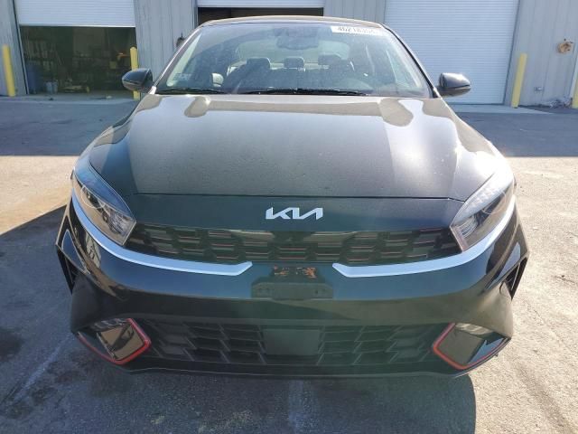 2022 KIA Forte GT Line