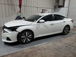 Nissan salvage cars for sale: 2022 Nissan Altima SV