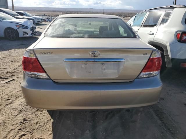 2005 Toyota Camry LE