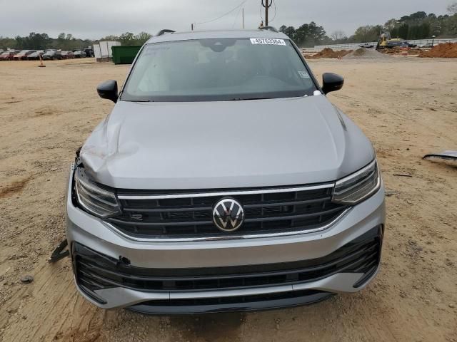 2023 Volkswagen Tiguan SE R-LINE Black