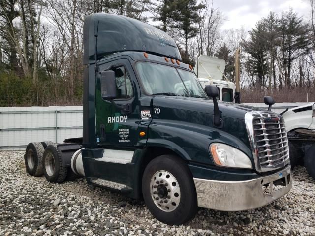 2016 Freightliner Cascadia 125