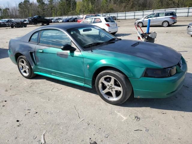 2000 Ford Mustang