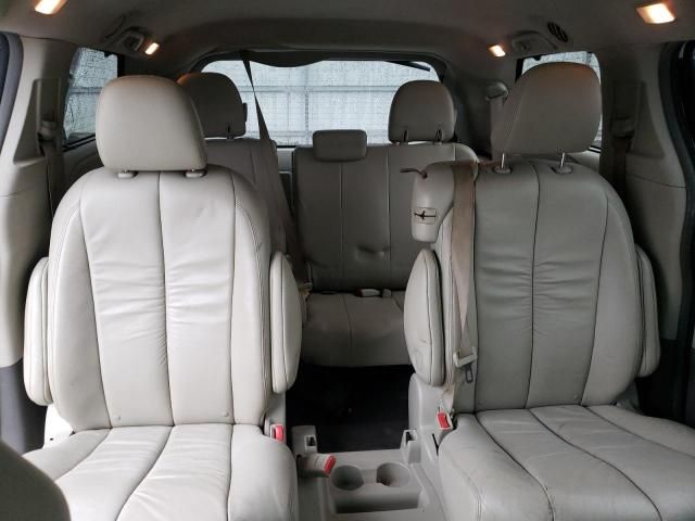 2011 Toyota Sienna XLE