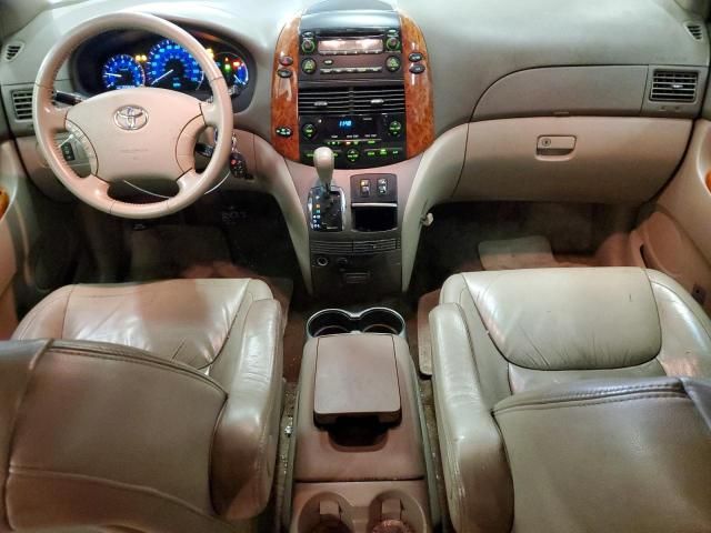 2008 Toyota Sienna XLE