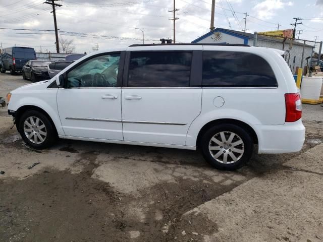 2014 Chrysler Town & Country Touring