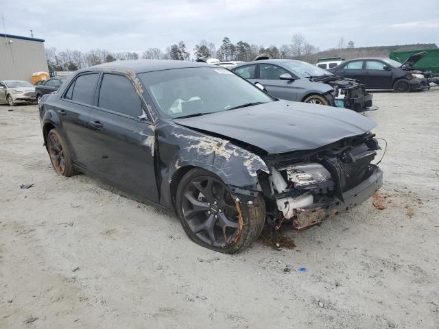 2022 Chrysler 300 Touring