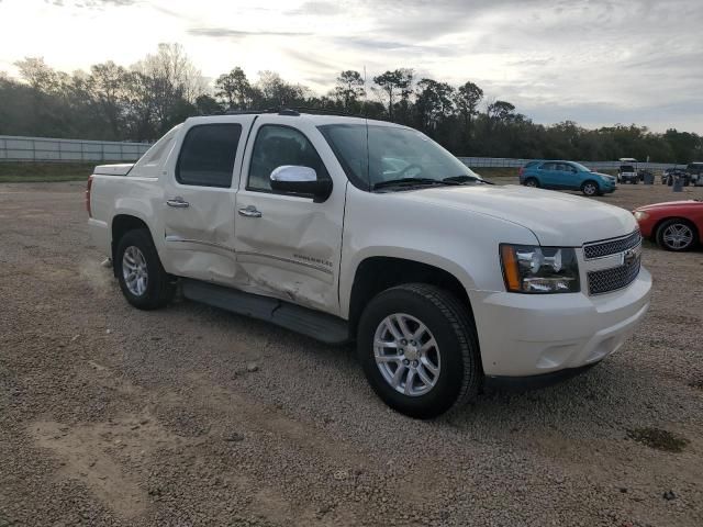 2011 Chevrolet Avalanche LTZ