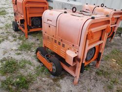 Salvage trucks for sale at Jacksonville, FL auction: 2009 Titn TG 7500D