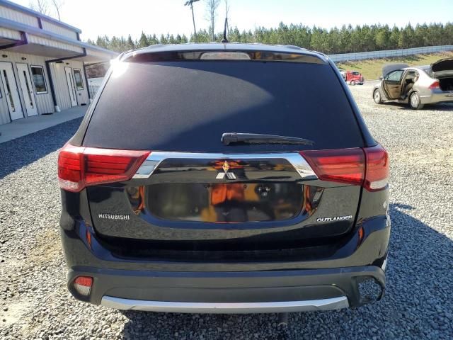 2016 Mitsubishi Outlander ES