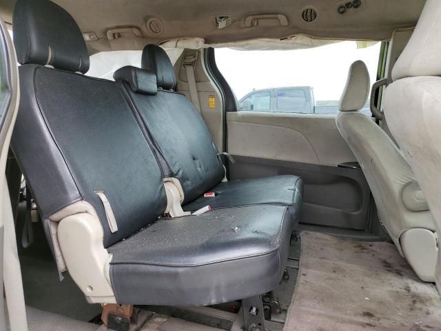 2014 Toyota Sienna