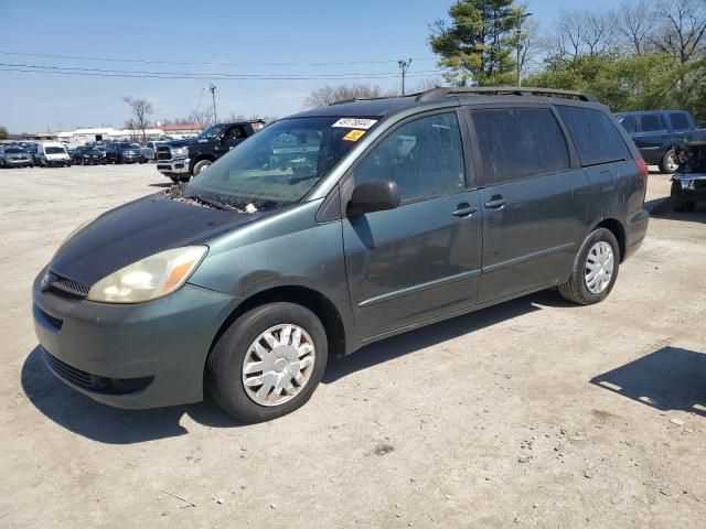 2004 Toyota Sienna CE