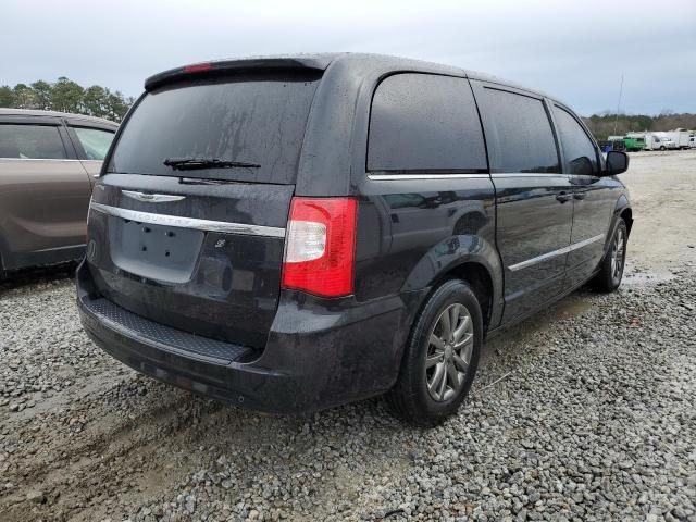 2015 Chrysler Town & Country S