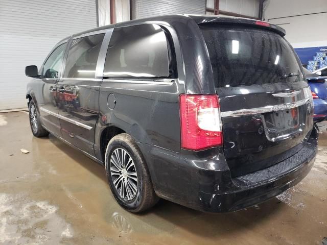 2014 Chrysler Town & Country S