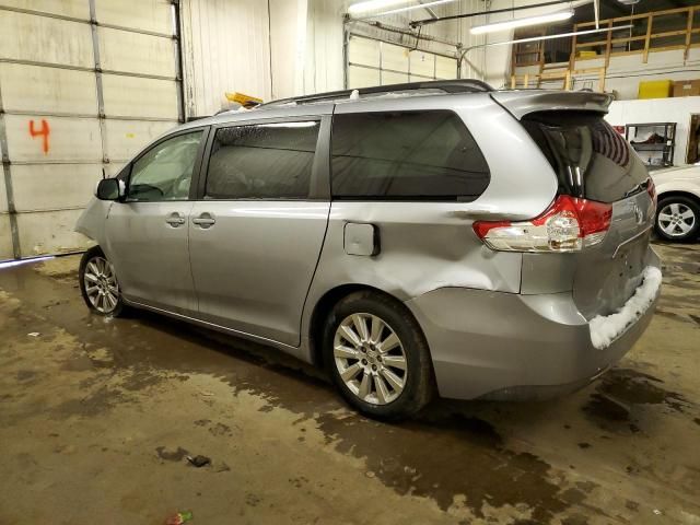 2014 Toyota Sienna LE