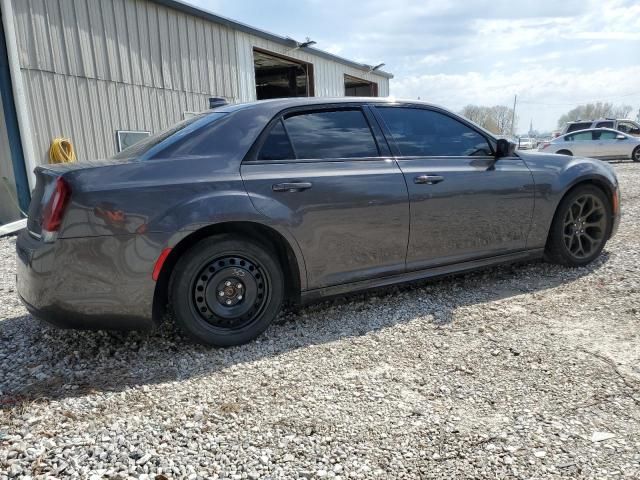 2016 Chrysler 300 S