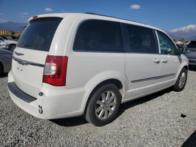 2013 Chrysler Town & Country Touring