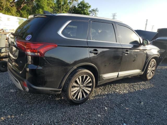 2020 Mitsubishi Outlander SE