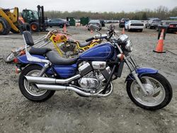 Salvage motorcycles for sale at Spartanburg, SC auction: 2001 Honda VF750 C