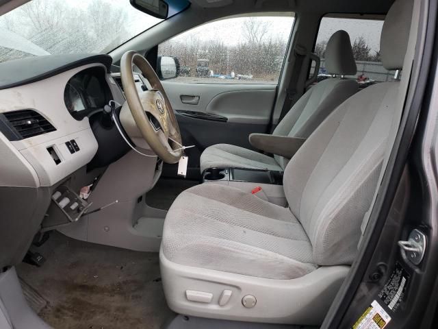 2012 Toyota Sienna LE