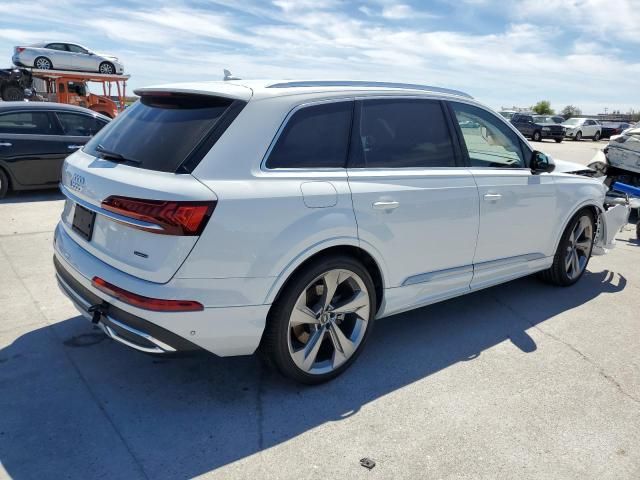 2021 Audi Q7 Prestige