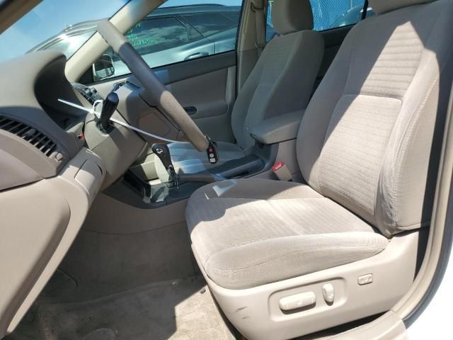 2005 Toyota Camry LE