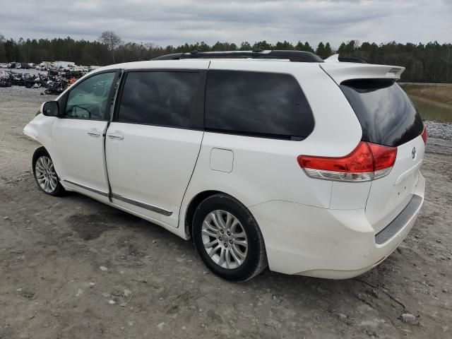 2012 Toyota Sienna XLE