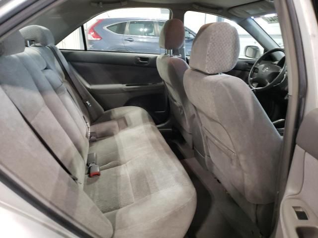 2004 Toyota Camry LE