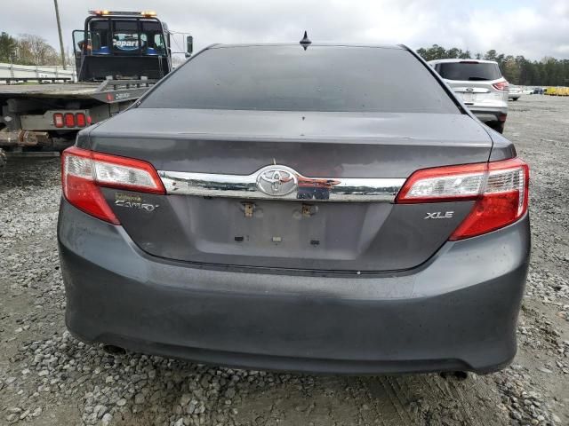 2014 Toyota Camry SE