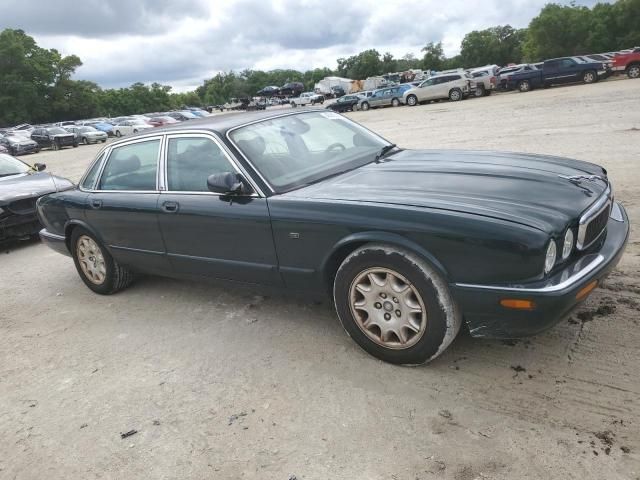 2003 Jaguar XJ8