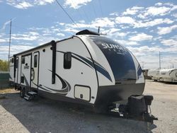 Camiones dañados por inundaciones a la venta en subasta: 2018 Sunnybrook Camper