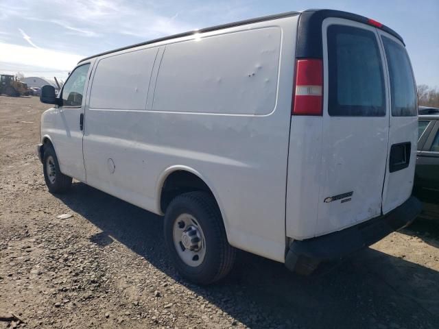 2015 Chevrolet Express G2500