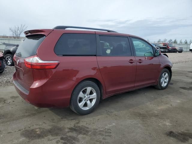 2016 Toyota Sienna LE