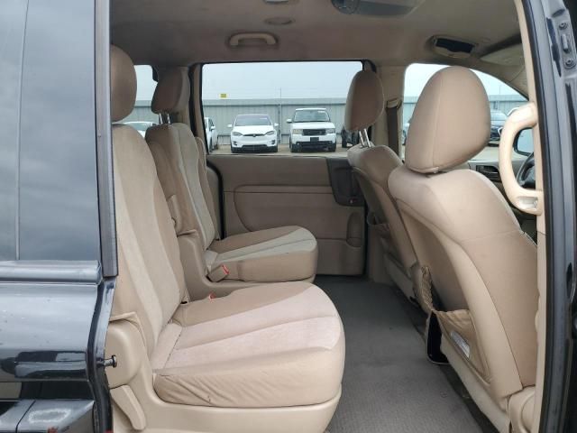 2012 KIA Sedona LX