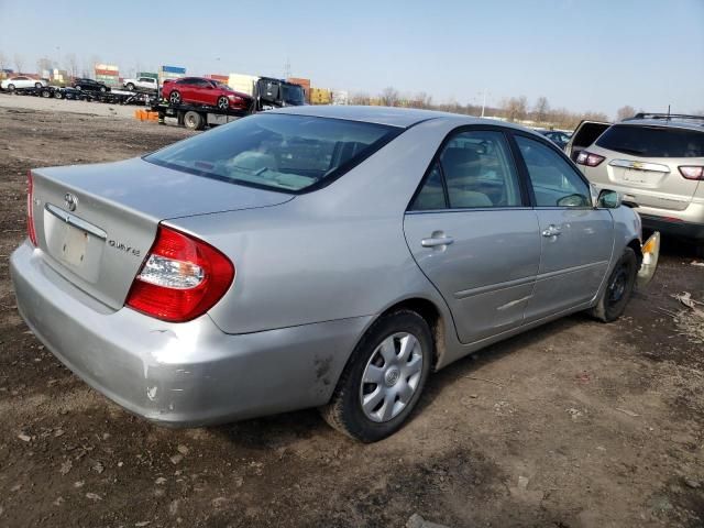 2004 Toyota Camry LE