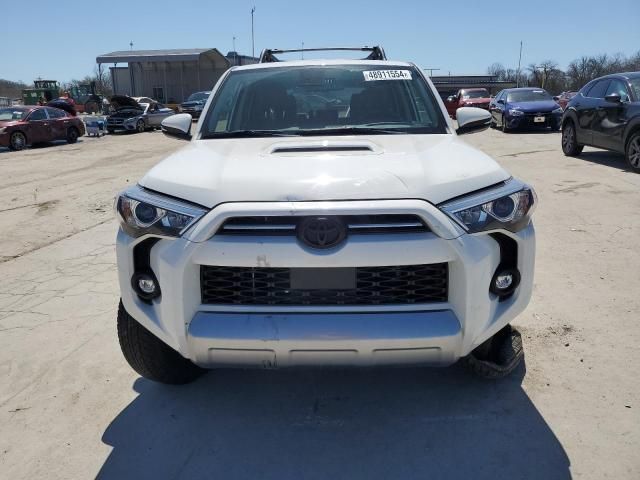 2023 Toyota 4runner SE