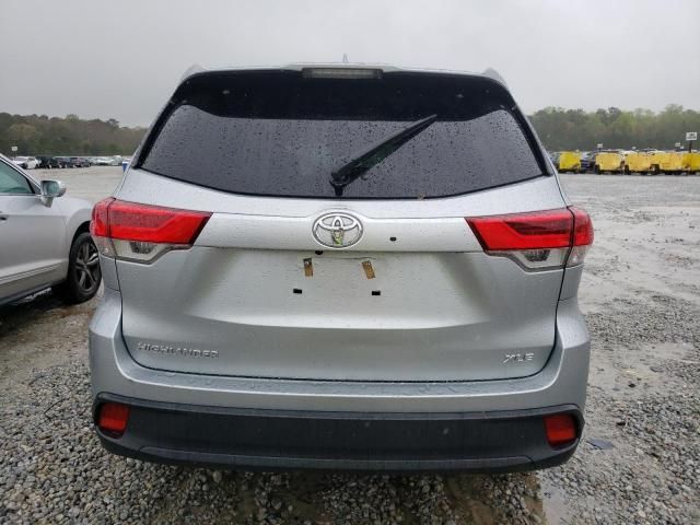 2019 Toyota Highlander SE