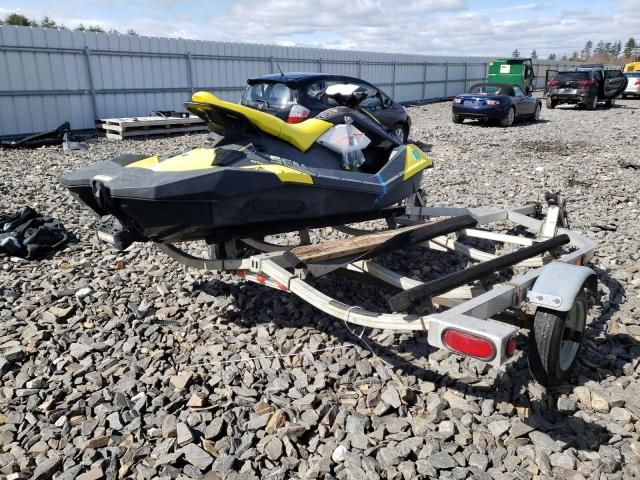 2017 Seadoo W Trailer