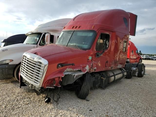 2019 Freightliner Cascadia 125