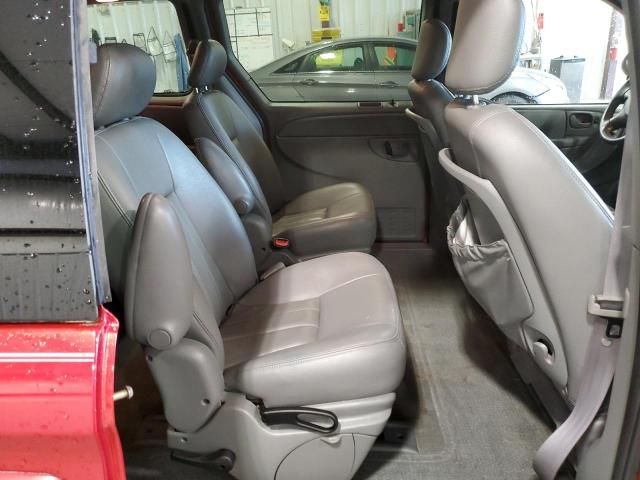 2004 Chrysler Town & Country Touring