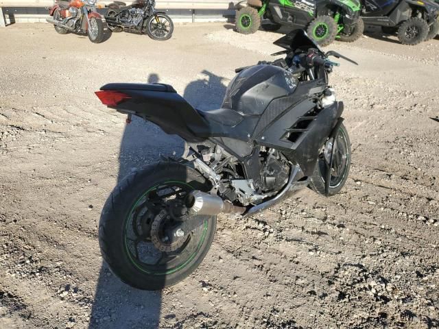 2015 Kawasaki EX300 A