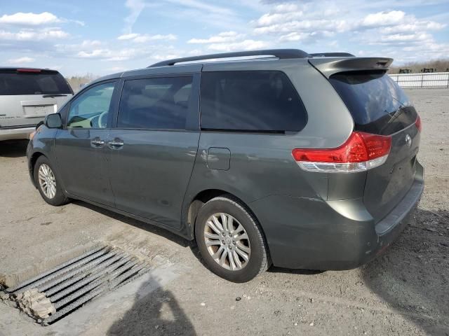 2011 Toyota Sienna XLE