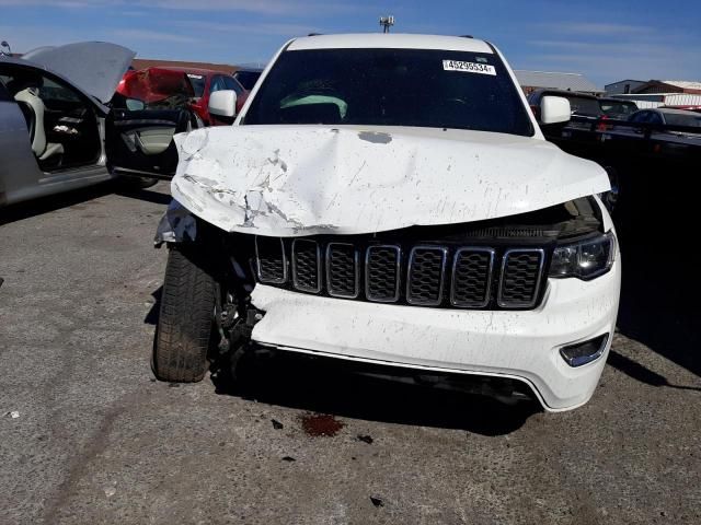 2020 Jeep Grand Cherokee Laredo