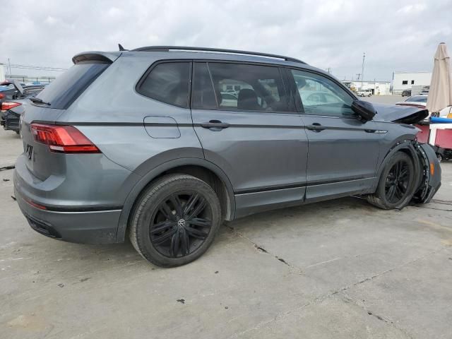 2022 Volkswagen Tiguan SE R-LINE Black