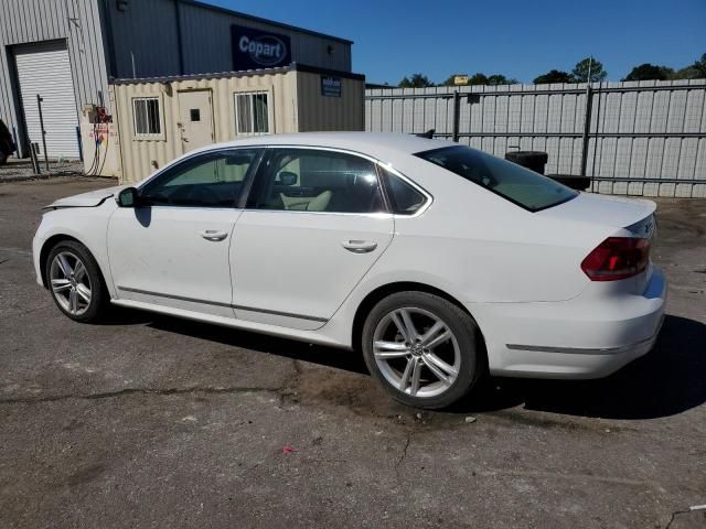 2013 Volkswagen Passat SEL