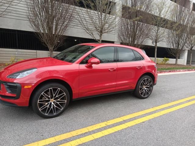 2023 Porsche Macan Base