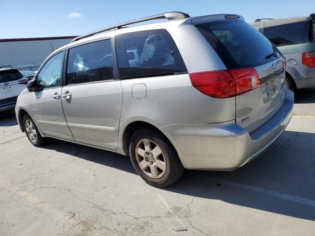 2006 Toyota Sienna CE