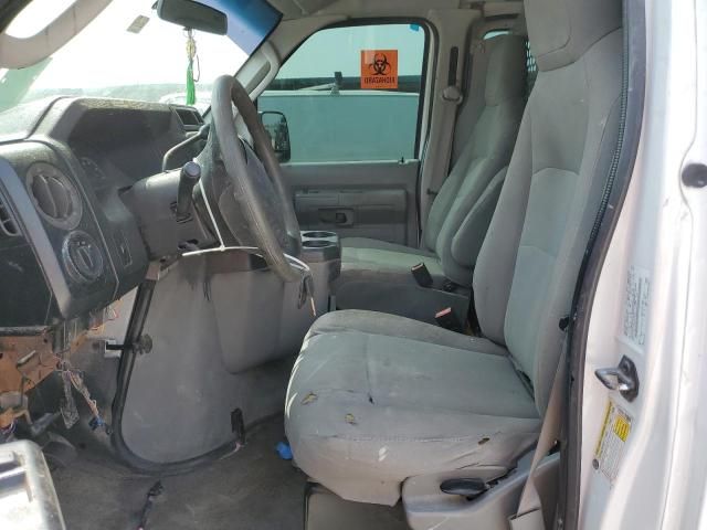 2010 Ford Econoline E250 Van